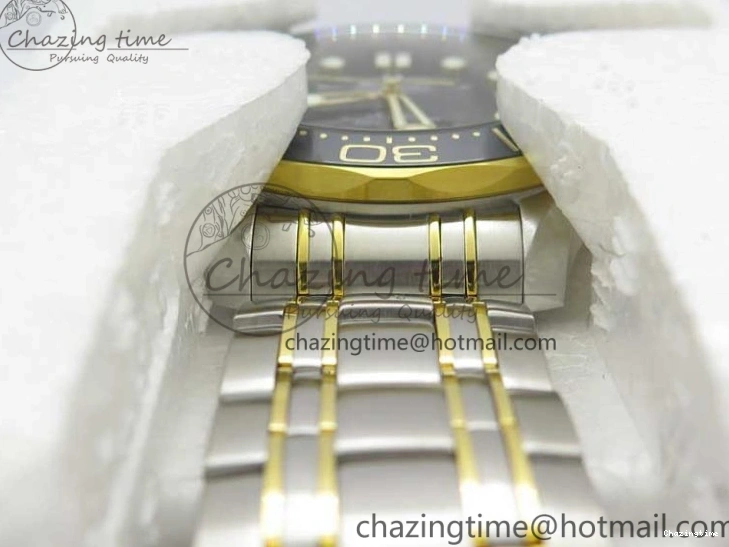 1103 MultiPurpose 2018 Seamaster Diver 300M SS YG VSF 1:1 Best Edition YG Bezel Black Dial on SS YG Bracelet A 7937